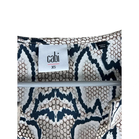 Cabi Serpentine Snakeskin Animal Print Sheer Blouse Women’s XS - Picture 2 of 8